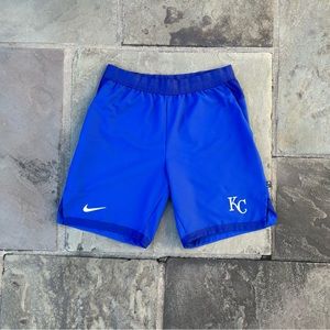 Kansas City Royals Nike Authentic Collection Performance Shorts - Men's